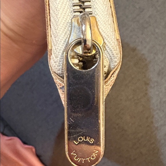 Louis Vuitton White Murakami long Wallet - Picture 15 of 16